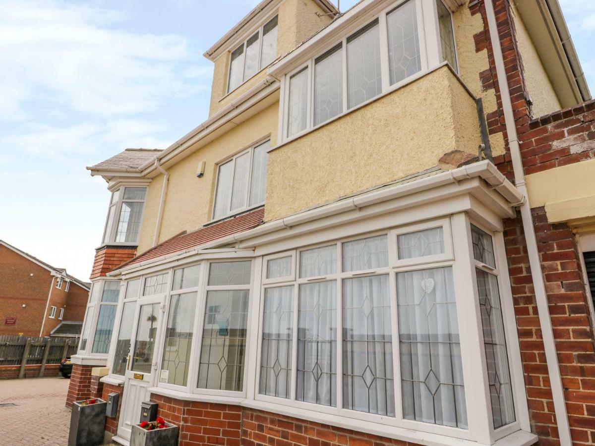 The Gansey Girl Apartment Bridlington Exterior foto